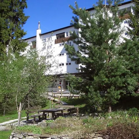 Im Haus Edelweiss *